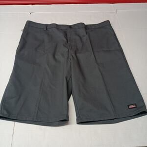 Dickies Flex Essential Work Short Relaxed Fit 13" Inseam Gray Men's Size 44